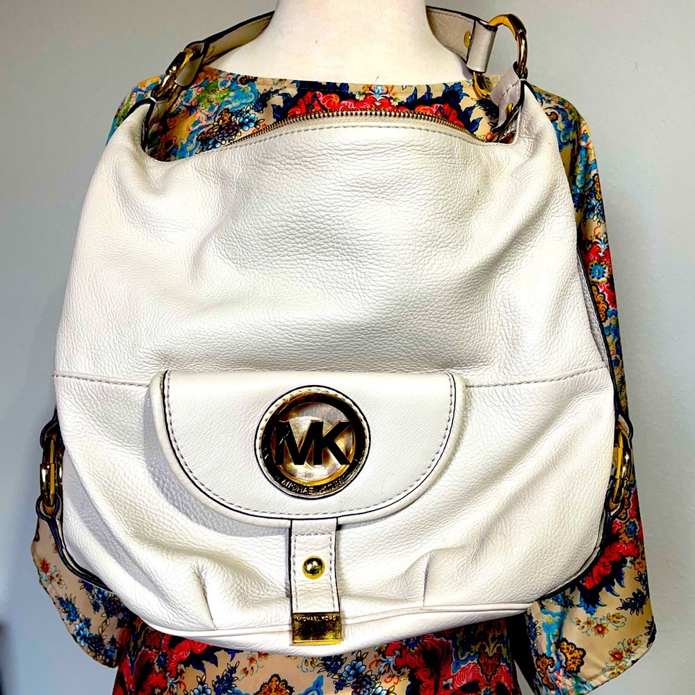 EUC Michael Kors Fulton Hobo Leather